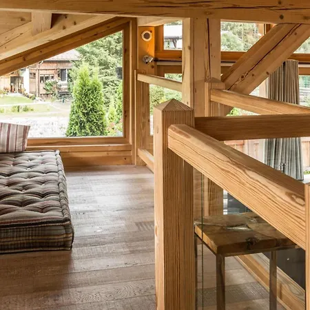 Contact Us At What App - 0041-798-079-427 To Book!! - Chalet De Luxe Au Design Unique וילה שאמוני