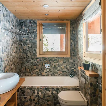 Villa Contact Us At What App - 0041-798-079-427 To Book!! - Chalet De Luxe Au Design Unique *